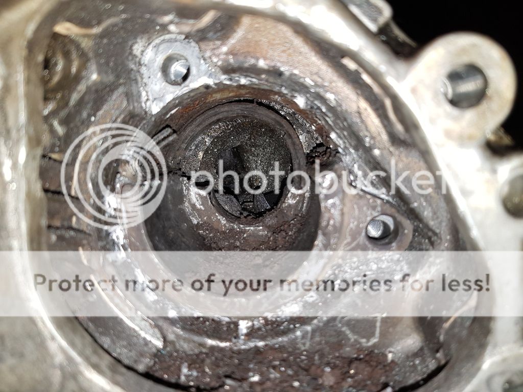 Water pump Seized in to the block 2.5 AXD 2006 VW T4 Forum VW T5 Forum